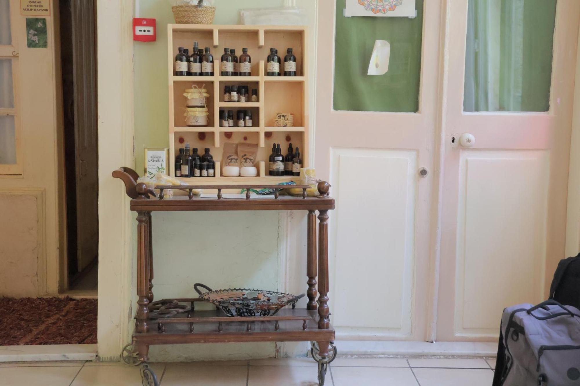 Lotus Garden Hostel Σμύρνη Εξωτερικό φωτογραφία