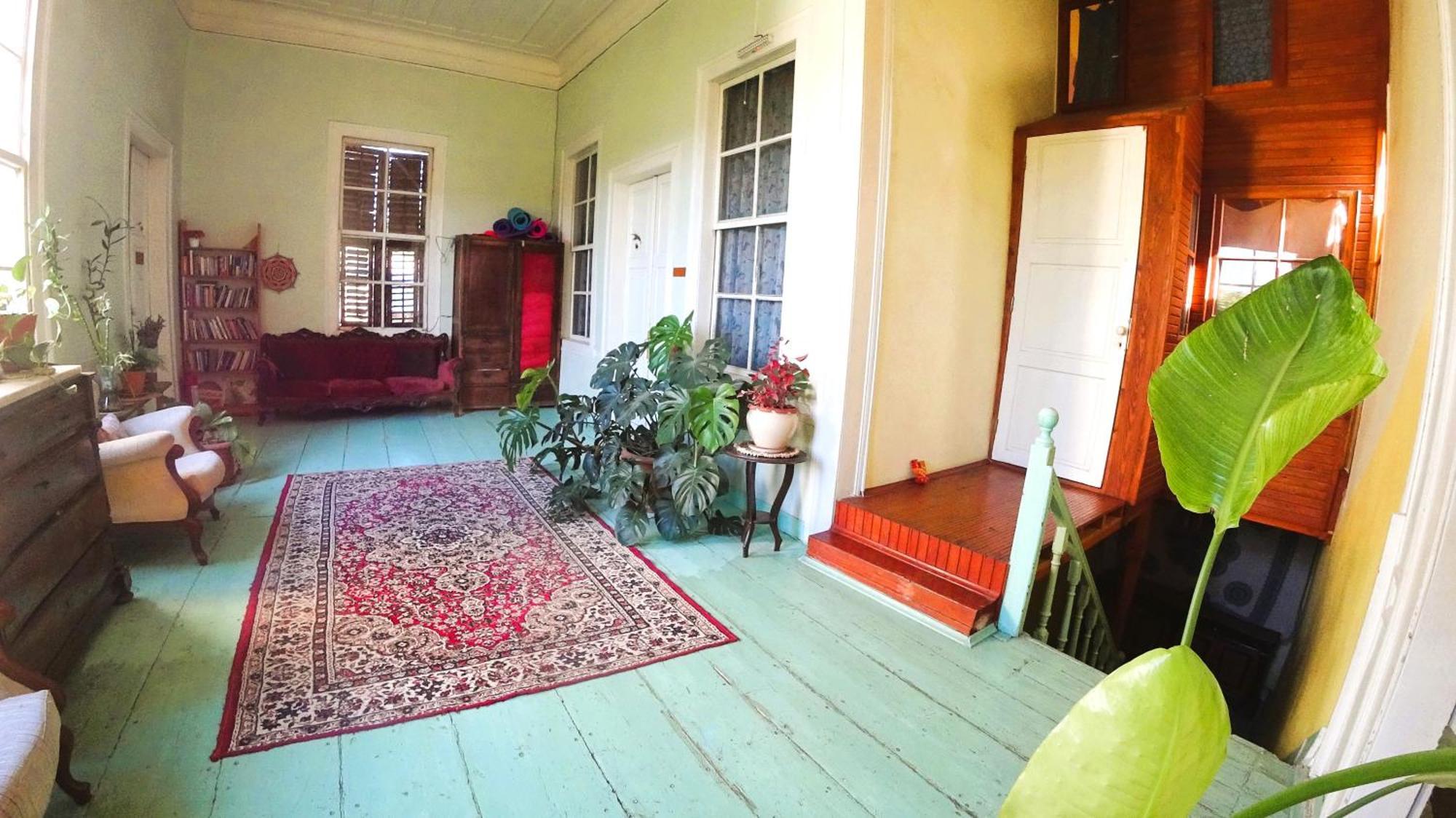 Lotus Garden Hostel Σμύρνη Εξωτερικό φωτογραφία