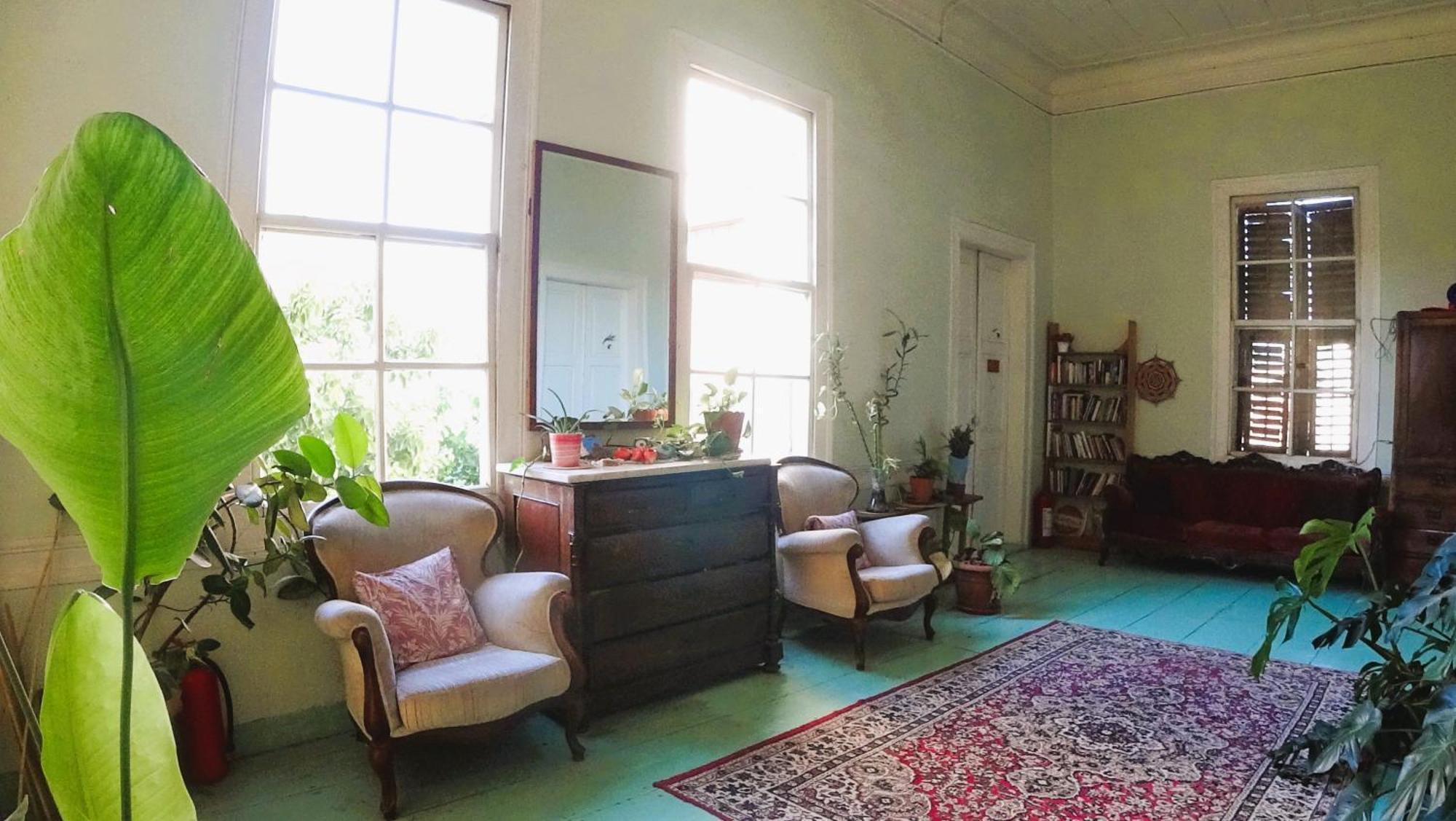 Lotus Garden Hostel Σμύρνη Εξωτερικό φωτογραφία