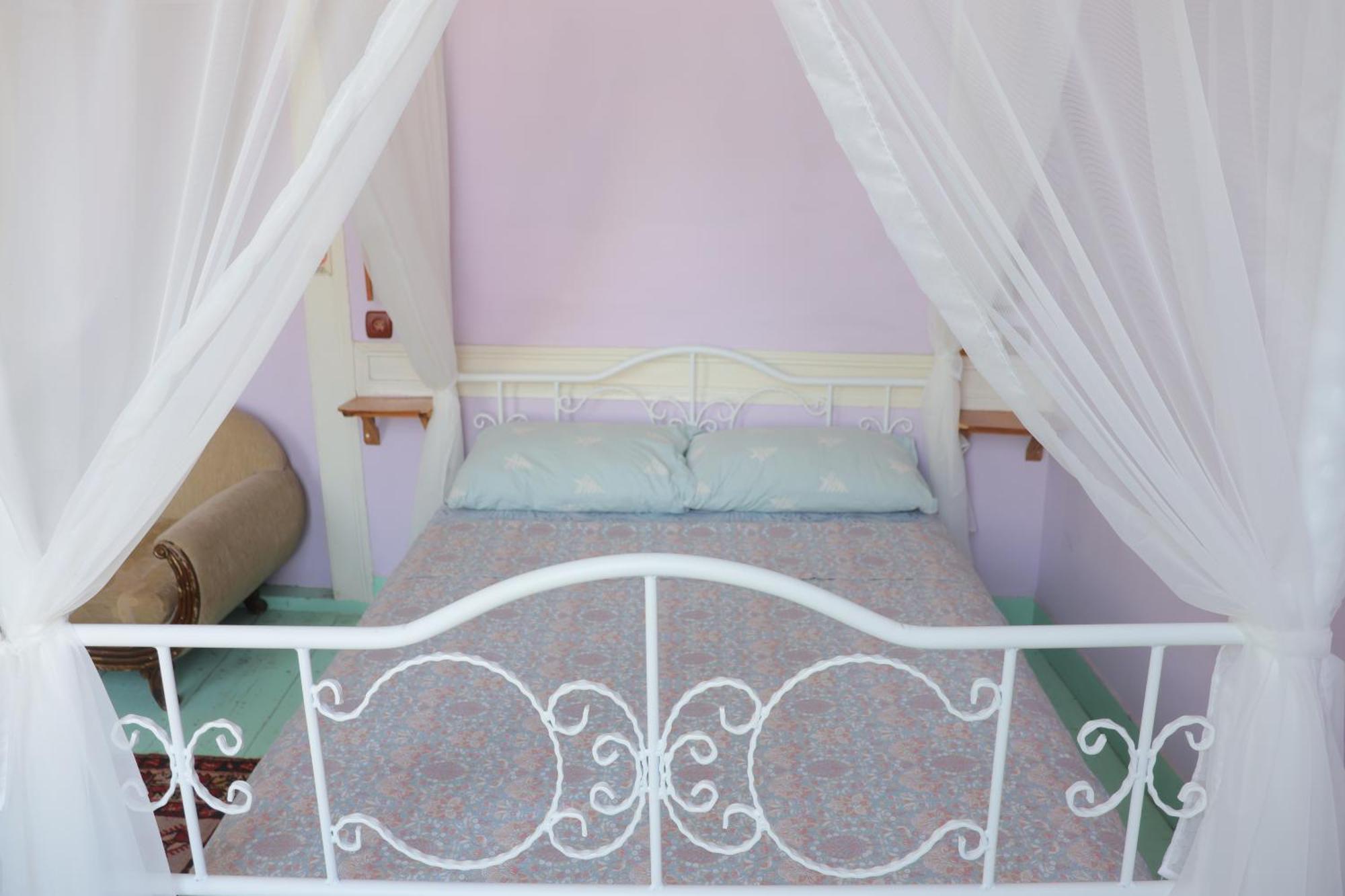 Lotus Garden Hostel Σμύρνη Εξωτερικό φωτογραφία