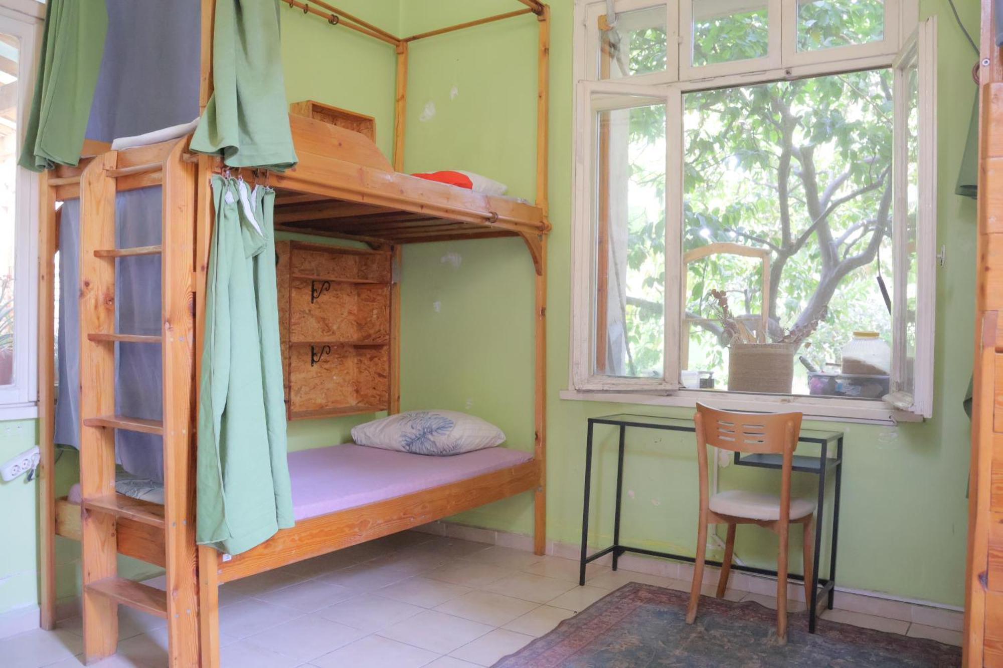 Lotus Garden Hostel Σμύρνη Εξωτερικό φωτογραφία