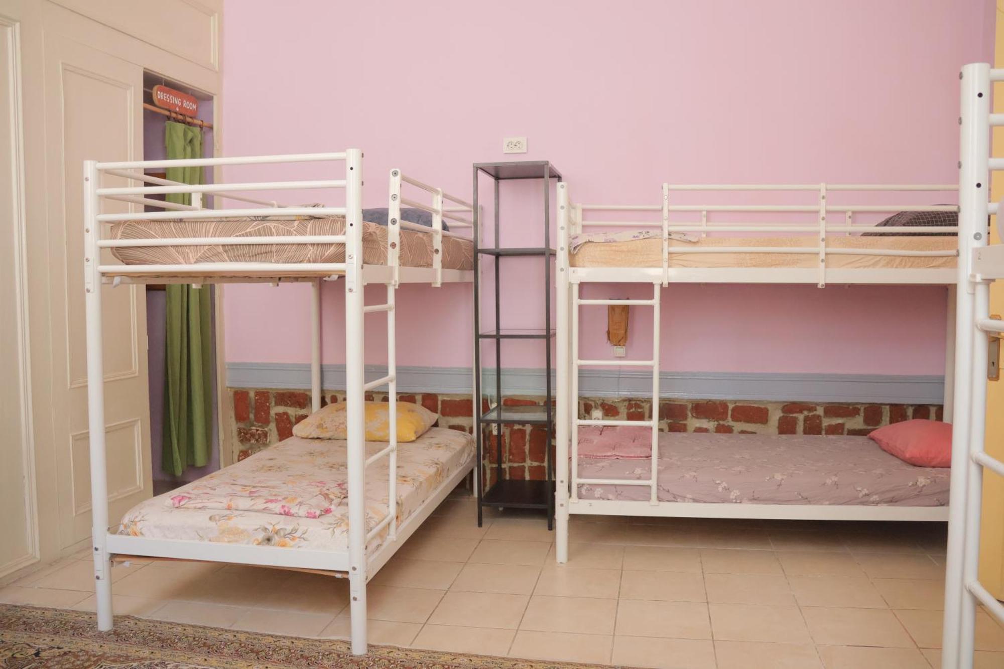 Lotus Garden Hostel Σμύρνη Εξωτερικό φωτογραφία
